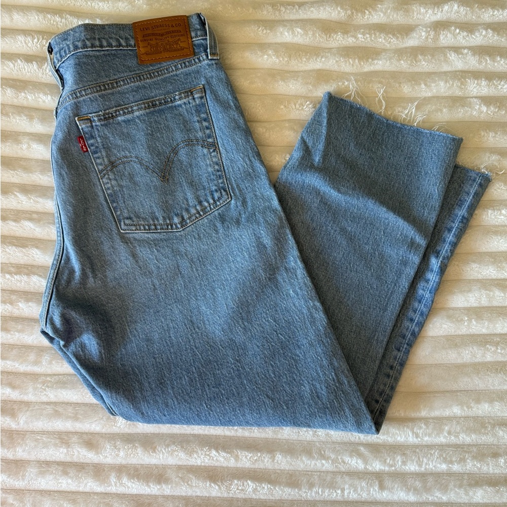 Levis Wedgie Straight Jeans